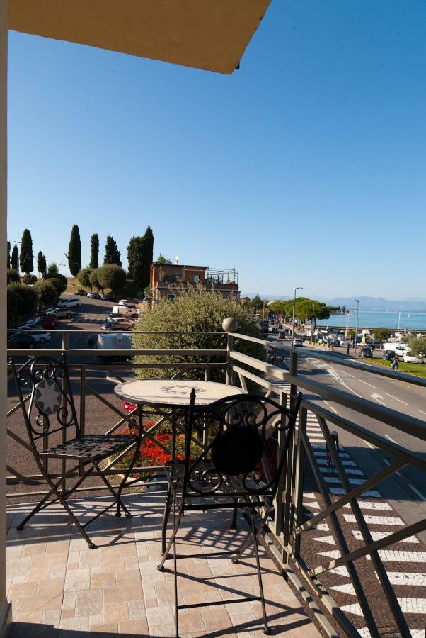 Relais Al Porto Hotel Peschiera del Garda Kültér fotó